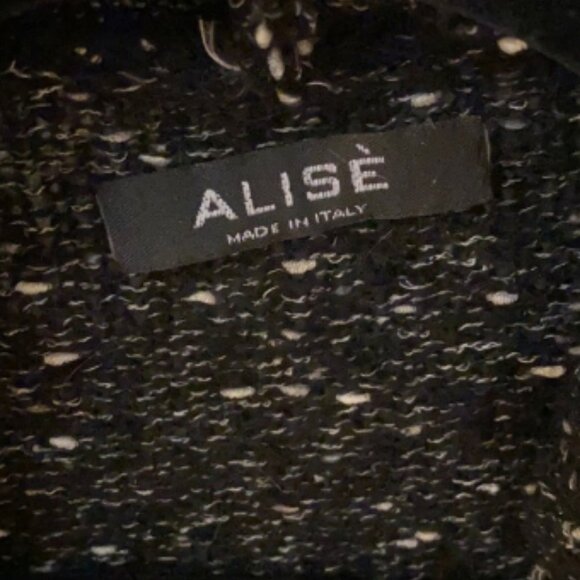 Alise’ Sweater Cardigan Set OS - Picture 5 of 8